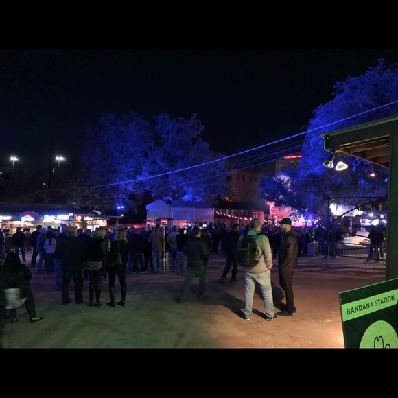 Meet your Posher, Mark - Picture 1 of 1